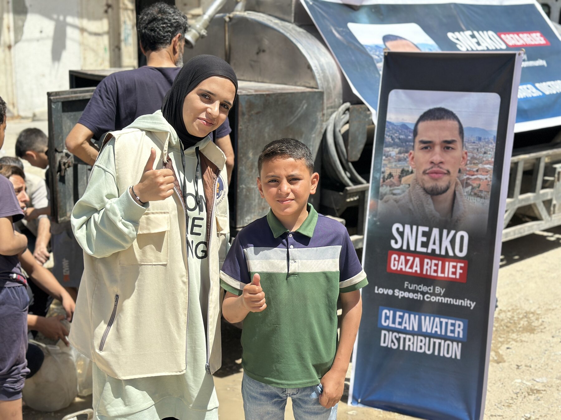 Gaza clean water distribution 19