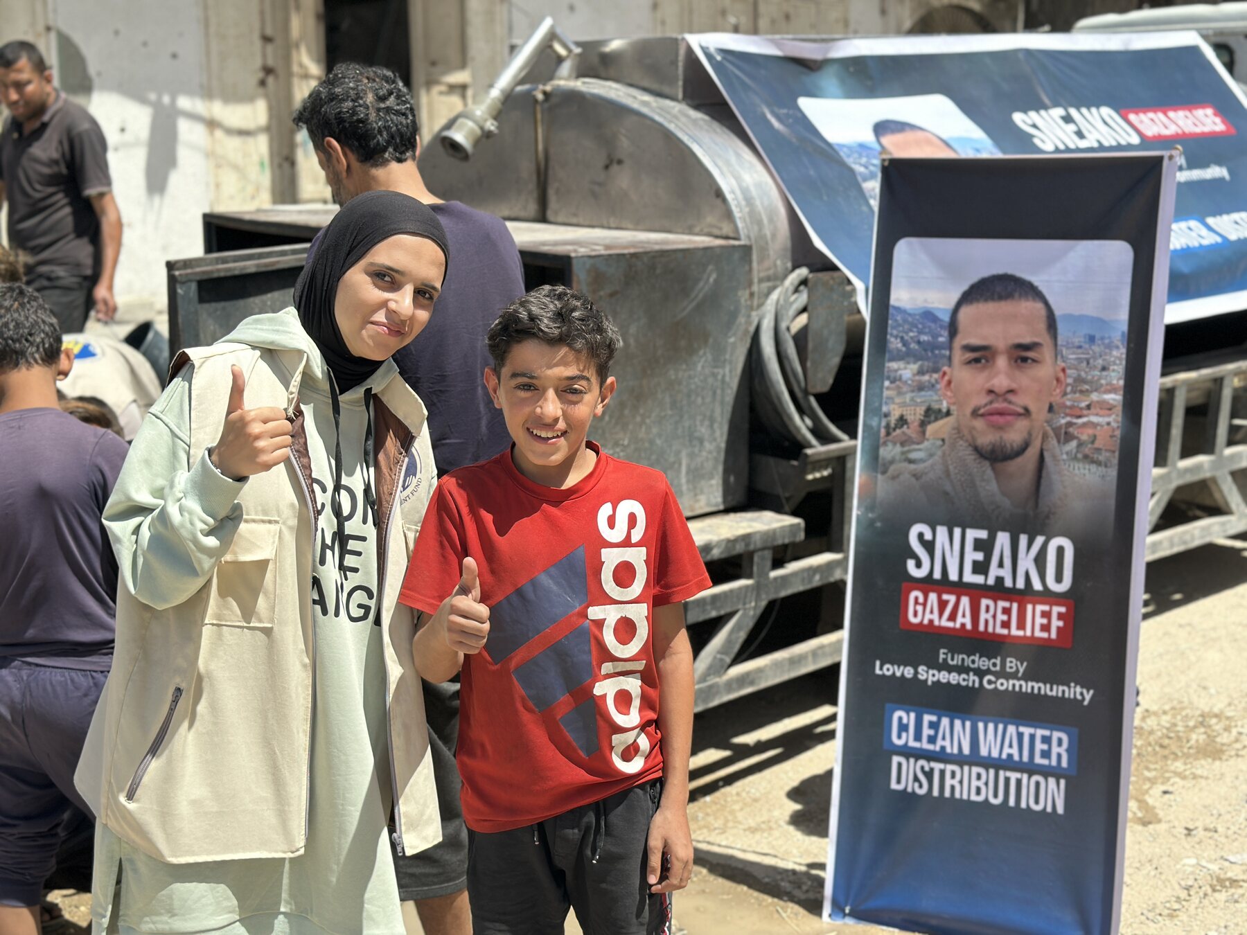 Gaza clean water distribution 20