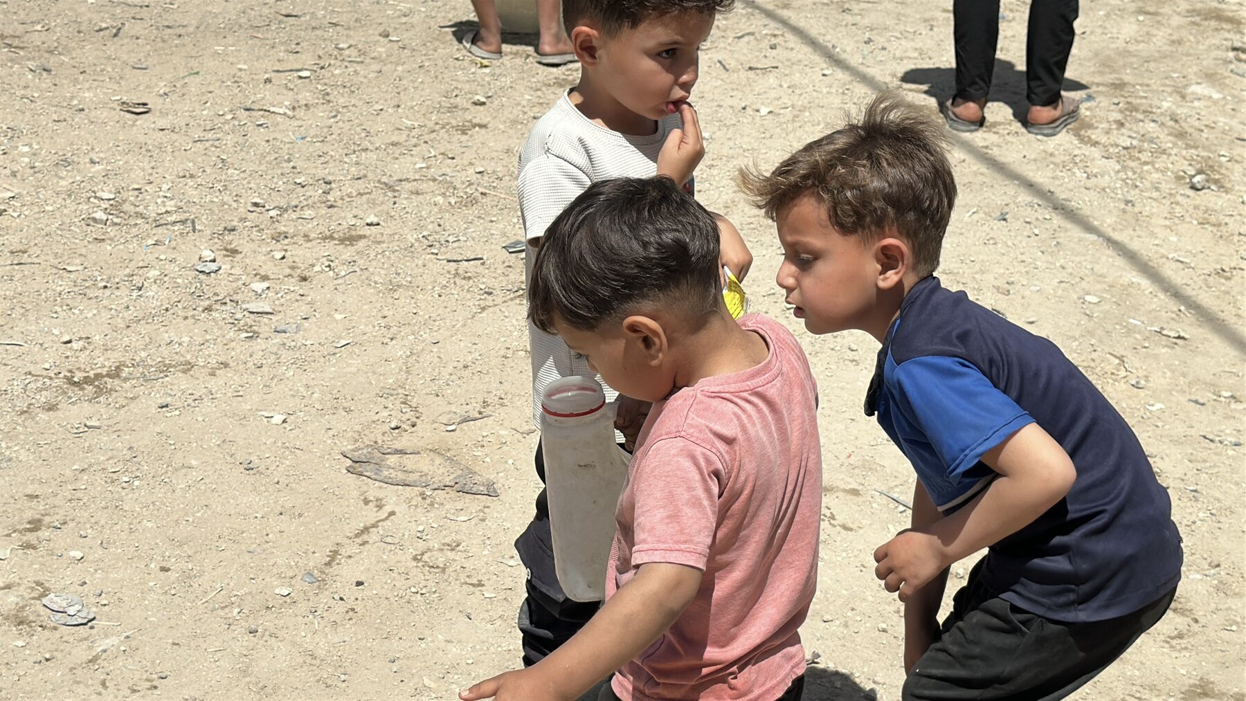 Gaza clean water distribution 26